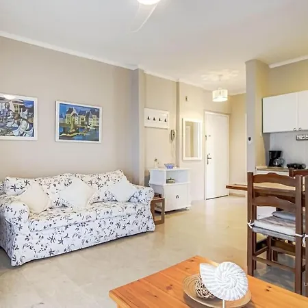 Azzuro 1-bdrm In Hanioti, 150m To Daire *